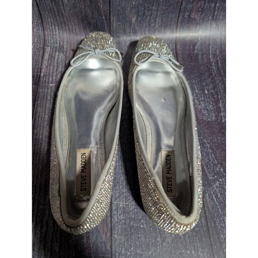 Steve Madden Silver w/ Rhinestones Flats - Steffie - Size 9.5 M - Box